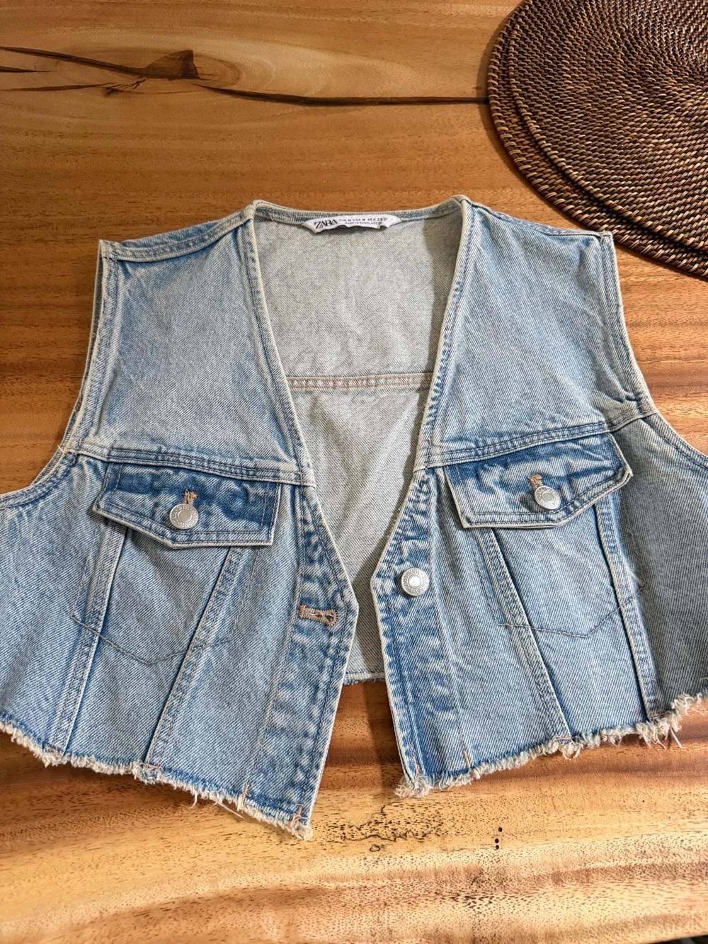 Zara Light Wash Denim Cropped Vest - Blue